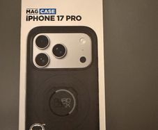 Quadlock iPhone 17 Pro MagSafe case (Brand new)