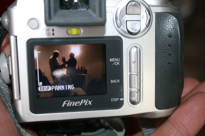 Fujifilm FinePix S3000 3.2MP 6x Zoom Mini SLR Style Digital Camera
