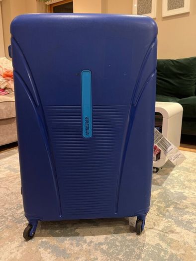 American Tourister Large size Check-in Suitcases