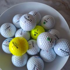 16 Golf balls