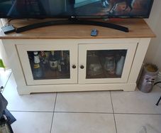 Corner TV Unit