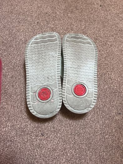 Flip flops