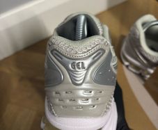 asics gel kayano 14 sand grey