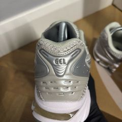 asics gel kayano 14 sand grey