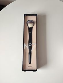 No7 Blusher Brush - New