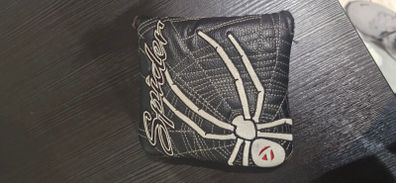 Taylormade Spider putter headcover