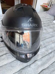 Shark Helmet with pin lock