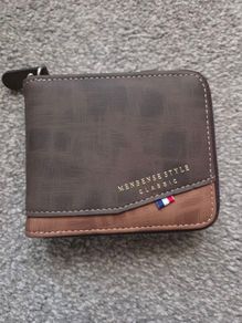 Menbensestyle wallet