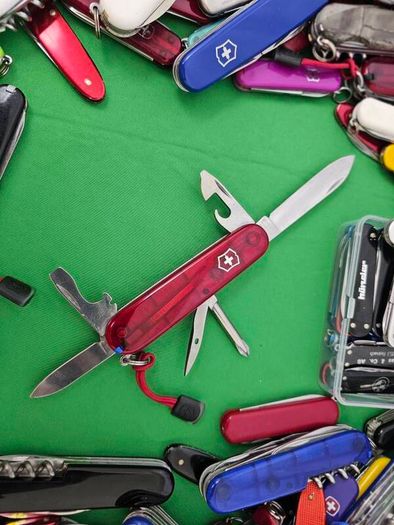 Victorinox Tinker 91mm Swiss Army Knife