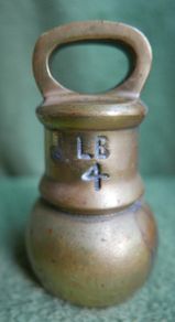 Antique Brass heavy 4 LB, Shop Counter Or Kitchen Weight