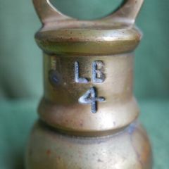 Antique Brass heavy 4 LB, Shop Counter Or Kitchen Weight
