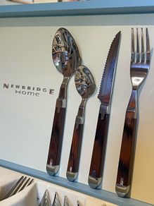 Newbridge Silverware Premium Steak Cutlery Set