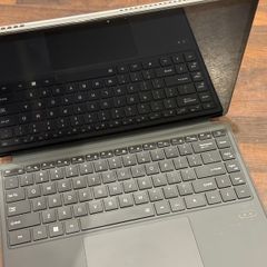 Laptop / Tablet