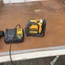 dewalt laser Image 3
