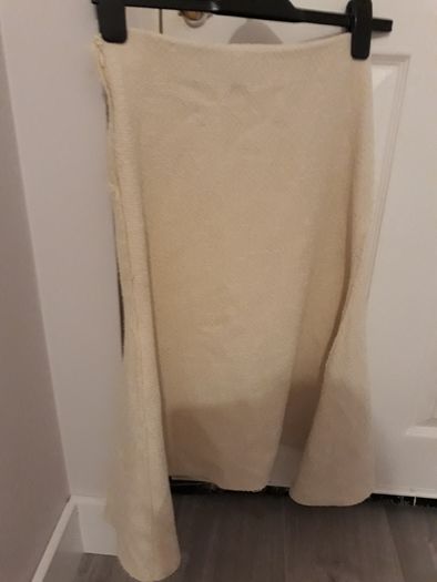 Zara woman skirt, brand new with tag, size xs, 6