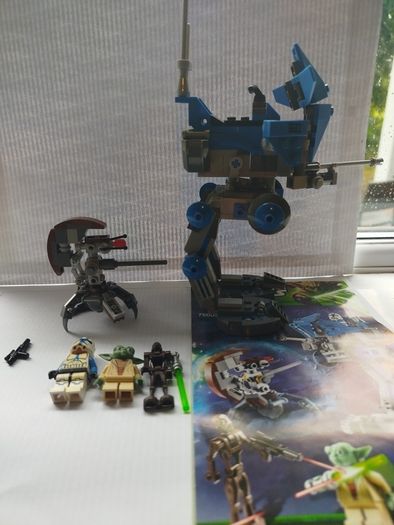 Lego Star Wars Set 75002 AT-RT