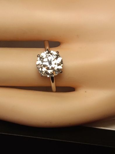 18ct White Gold 3 ct Lab Diamond Solitaire Ring