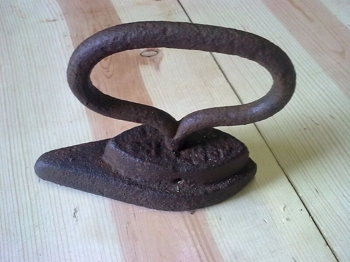 Old cuff iron