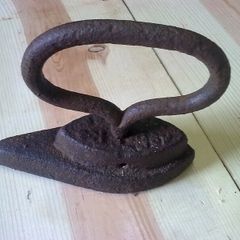 Old cuff iron