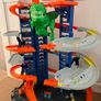 Hot Wheels Car Garage Image 2