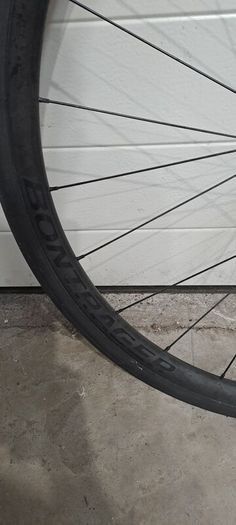 Bontrager Paradigm Comp TLR Disc Wheelset