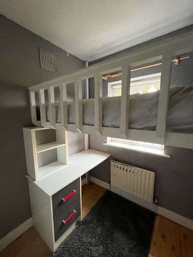 loft bed
