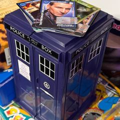 Doctor Who TARDIS Collector Card Storage Box 106 Trading Cards Bundle