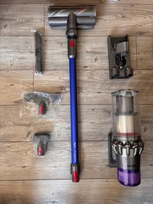Dyson V11 Absolute