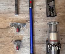 Dyson V11 Absolute