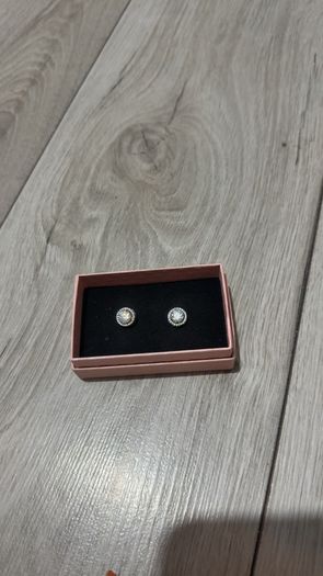 VVS1 Moissanite Halo earrings