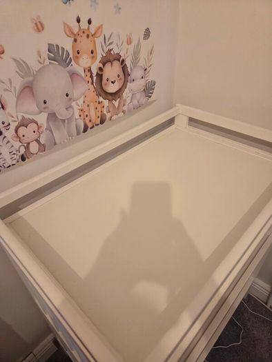 Changing table