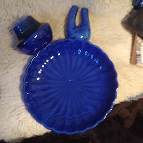 Achill Pottery, Scalloped platter, medium vase & posy vase