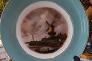Vintage  Wedgwood plate