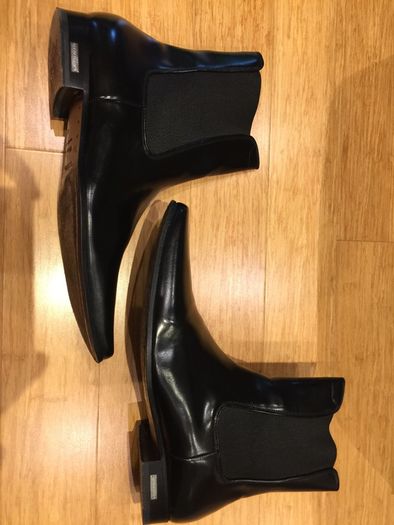 Chelsea boots Dsquared 2 for gents size 45.