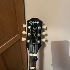 Epiphanies Les Paul 1950 Standart and Marshall Amp