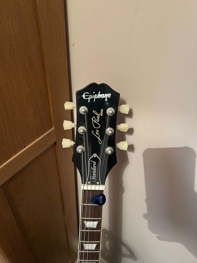Epiphanies Les Paul 1950 Standart and Marshall Amp