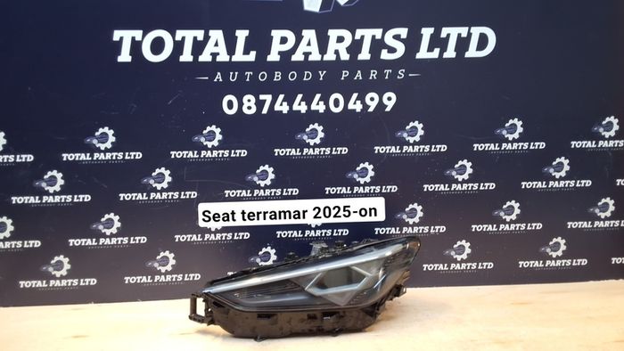 Seat terramar headlight