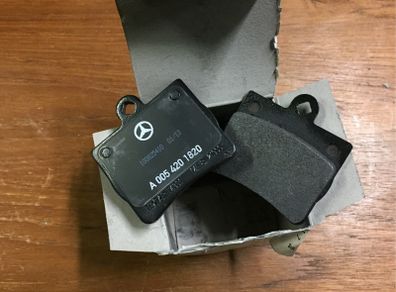 Rear Brake Pads (Mercedes C Class)
