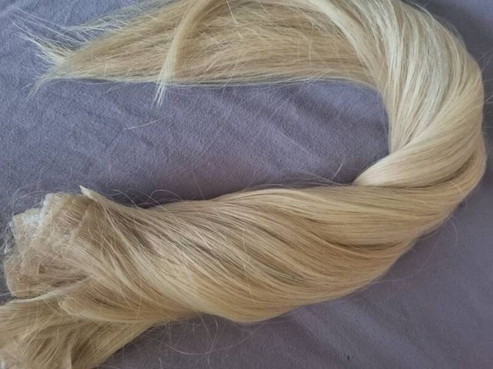 Tape in hair extensions