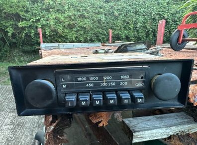 Ford Radio