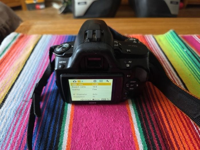 Sony A390