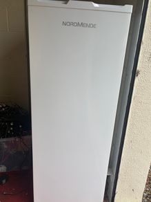 NordMende upright freezer