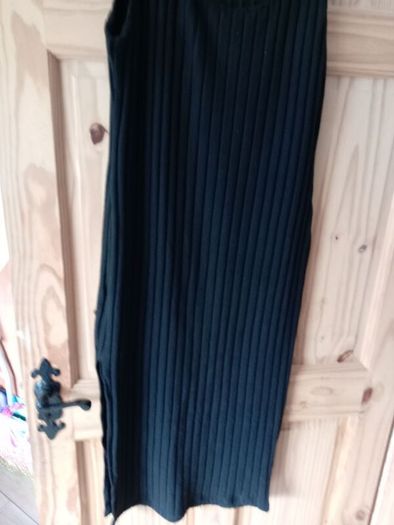Long fine ribbed dress with side slit and matching long cardigan size 16 -18