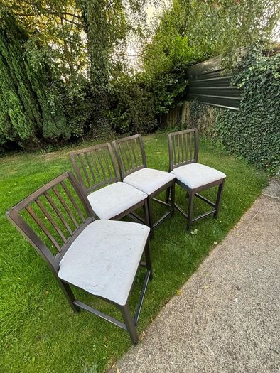 Island / Bar Stools