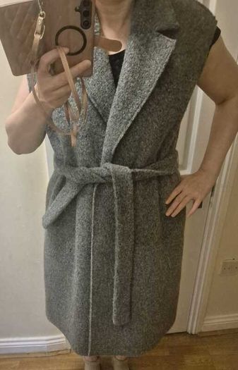 Gallery grey sleeveless wool-blend coat - size M