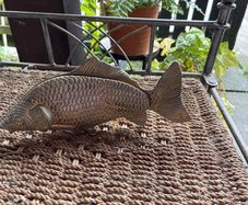 Fish Menu holder