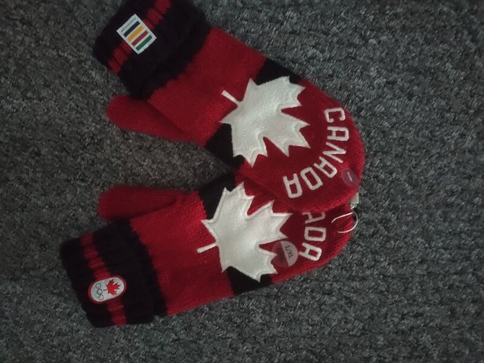 ski gloves