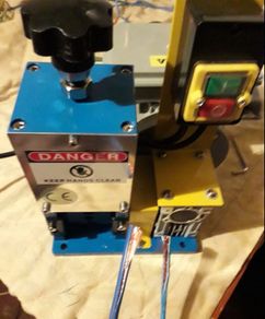 Wire stripper machine new RRP 360 euro now 180 euro