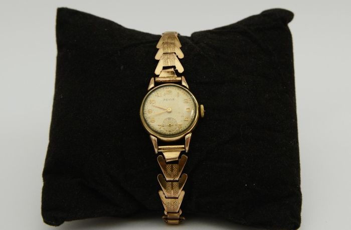 Vintage Swiss Revue Ladies Gold Watch