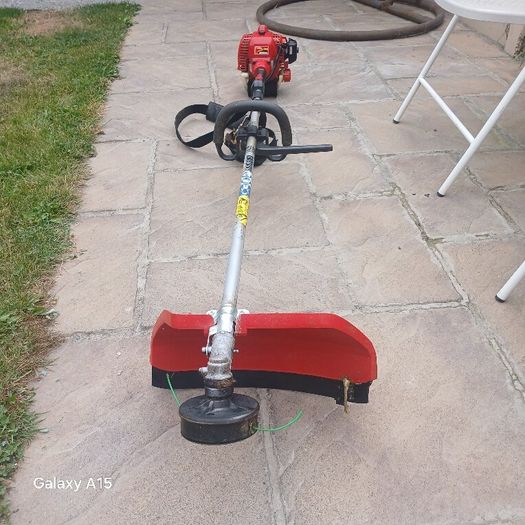 petrol  strimmer